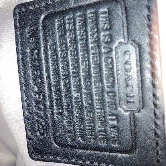 Coach black signature SHOULDERBAG  tote F17725 - Picture 8 of 12